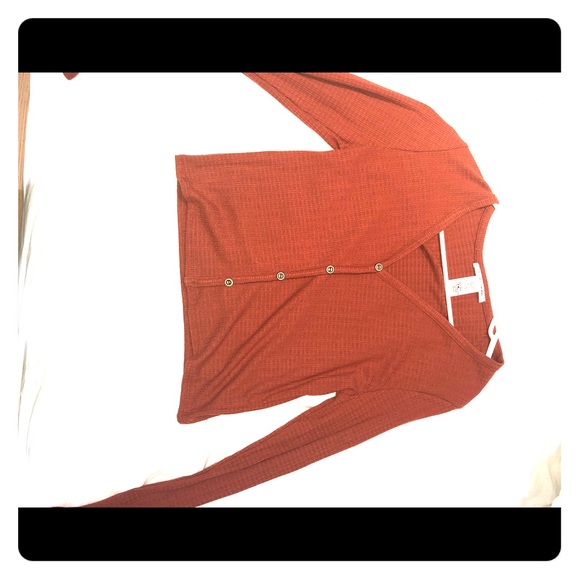 Orange long sleeve - Picture 2 of 3